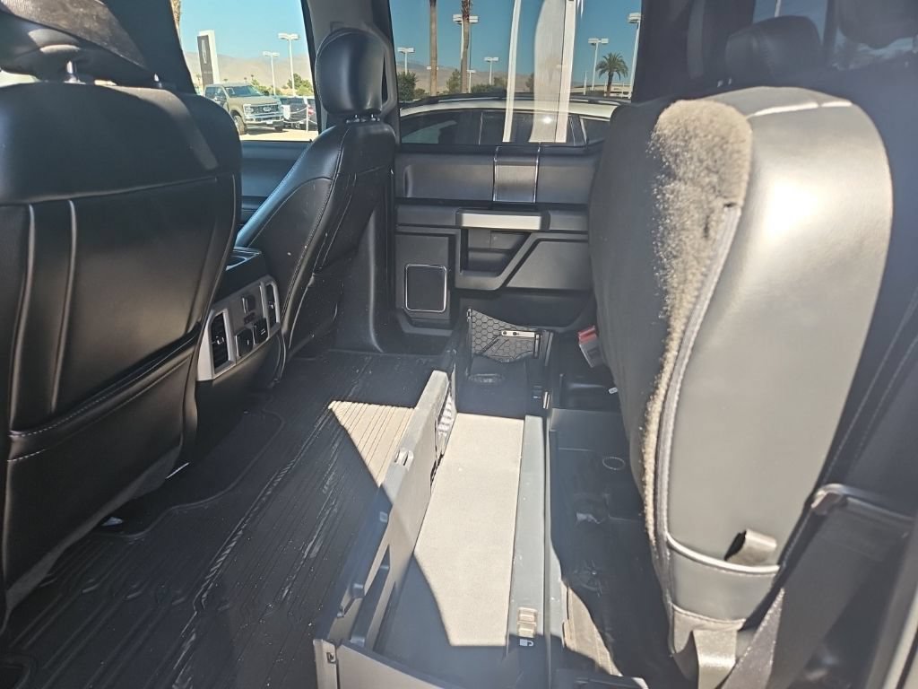 Used 2021 Ford F350 Lariat w/ Lariat Ultimate Package AWD/4WD image 3