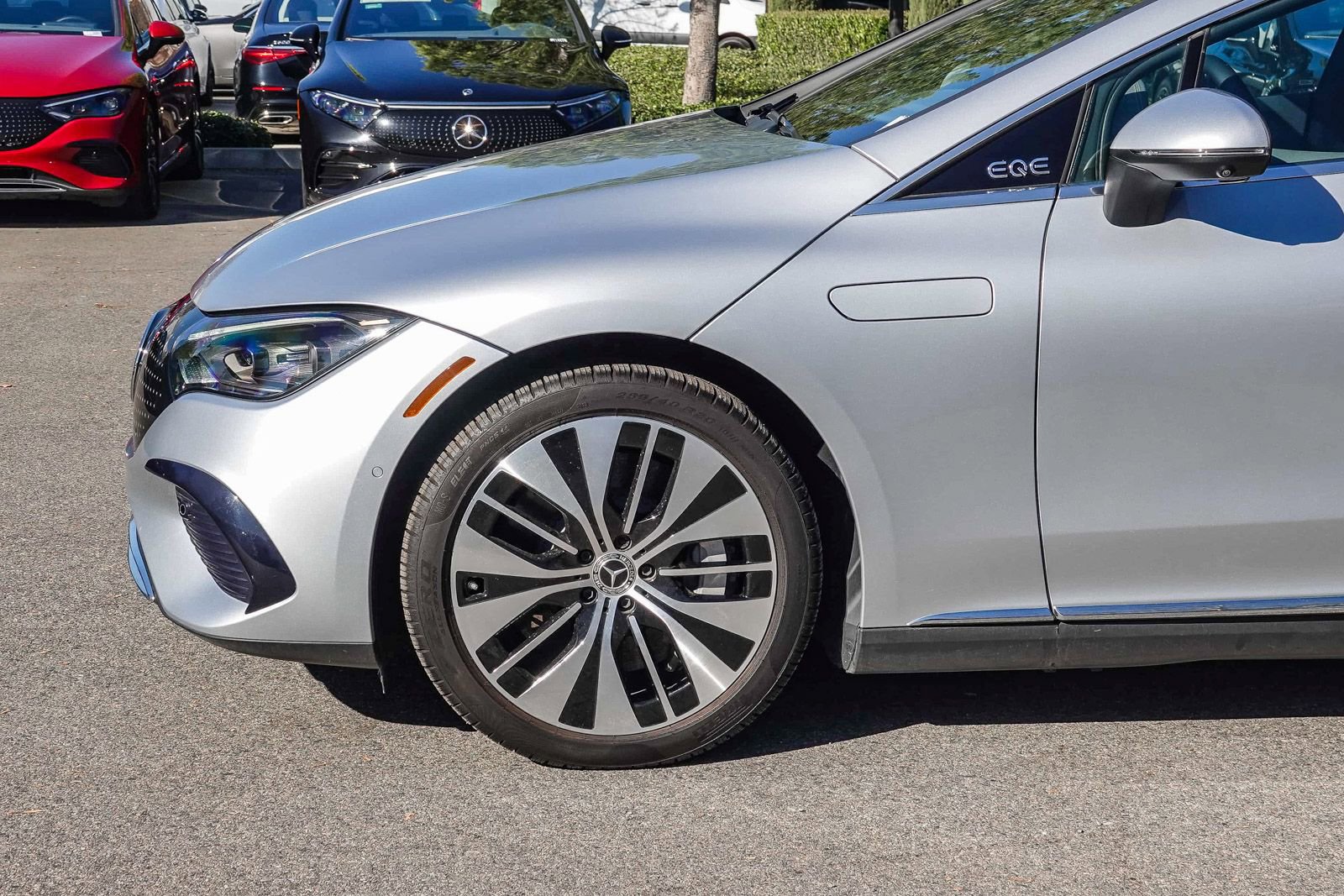 New 2024 Mercedes-Benz EQE 500 4MATIC Sedan image 9