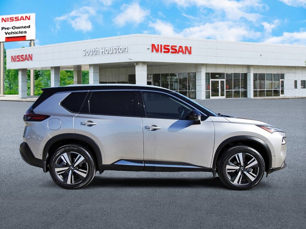 Used 2023 Nissan Rogue SL w/ SL Premium Package image 5