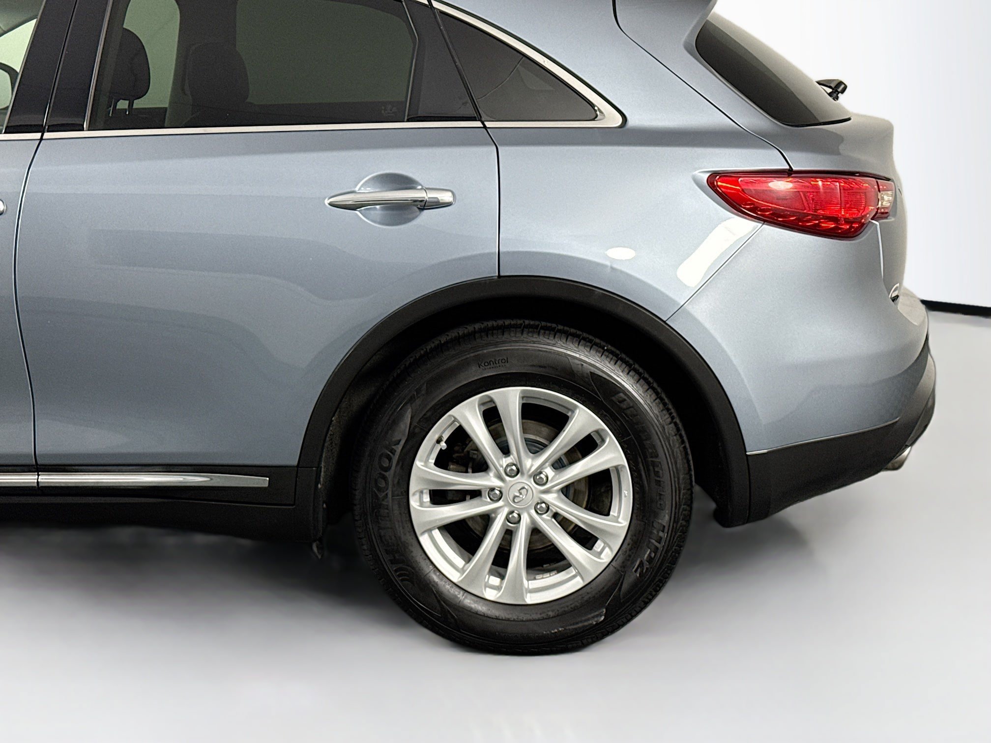 Used 2017 INFINITI QX70 AWD image 43