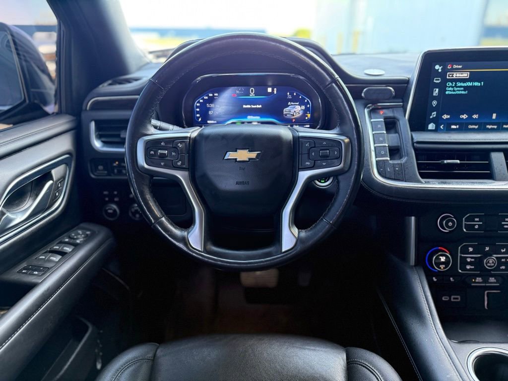 Used 2022 Chevrolet Suburban LT w/ Luxury Package AWD/4WD image 11