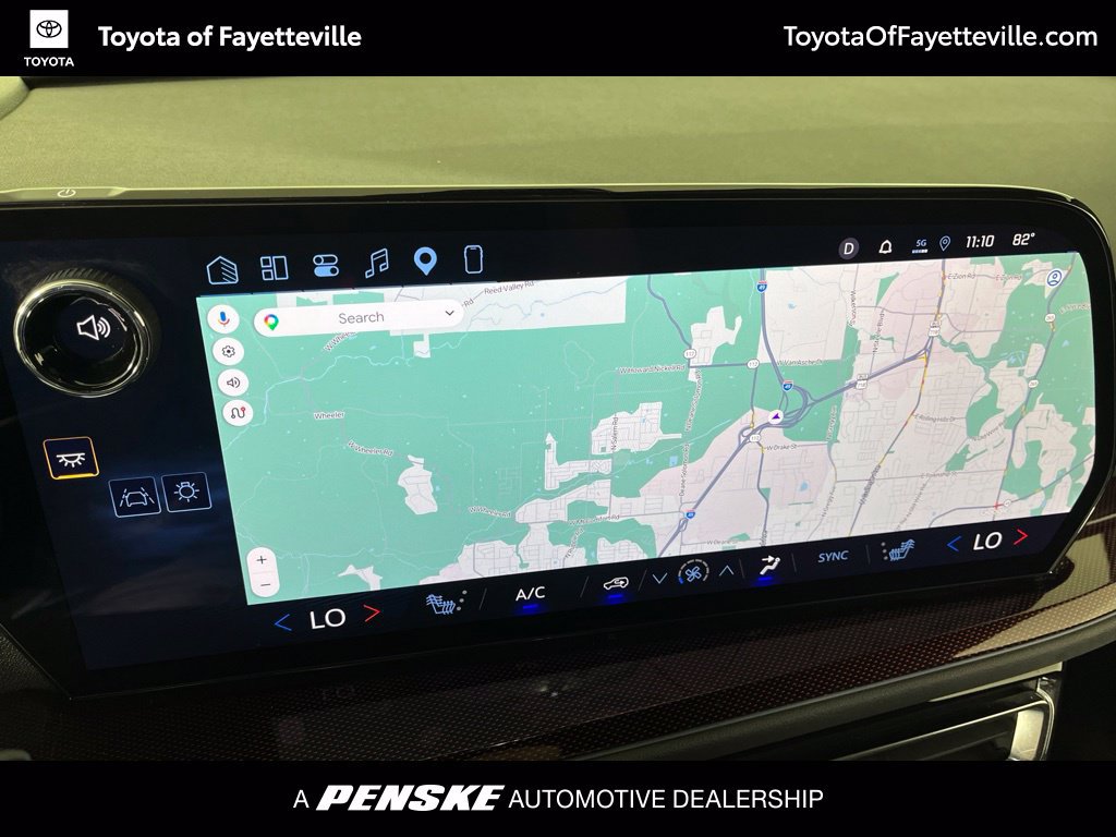 Used 2026 Chevrolet Traverse Z71 w/ Driver Confidence Package AWD/4WD image 3
