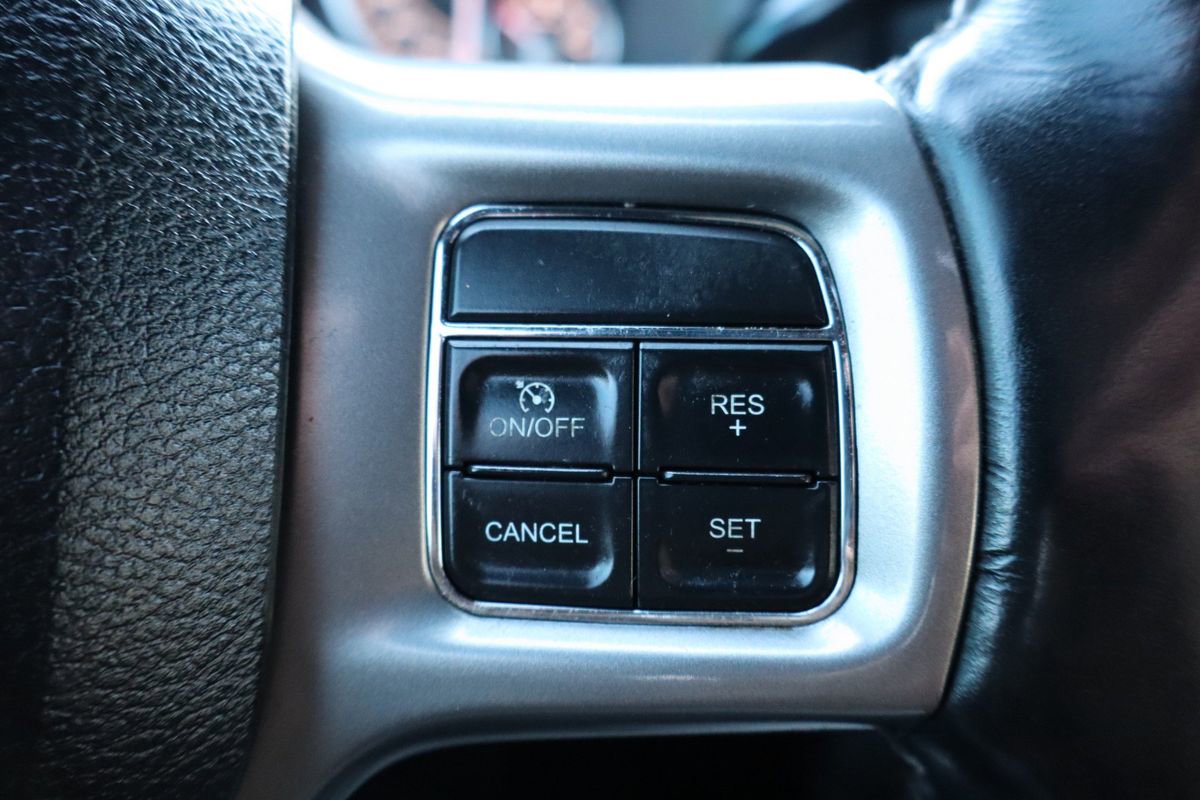 Used 2018 RAM 2500 Limited image 32