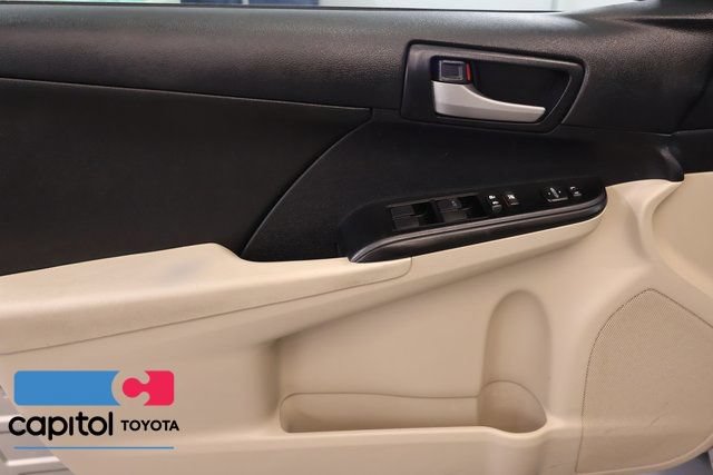 Used 2013 Toyota Camry LE FWD image 9