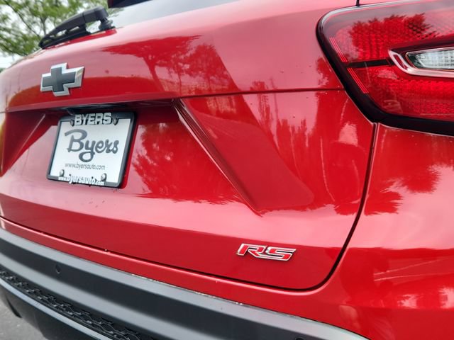New 2026 Chevrolet Trax RS w/ Sunroof Package FWD image 11