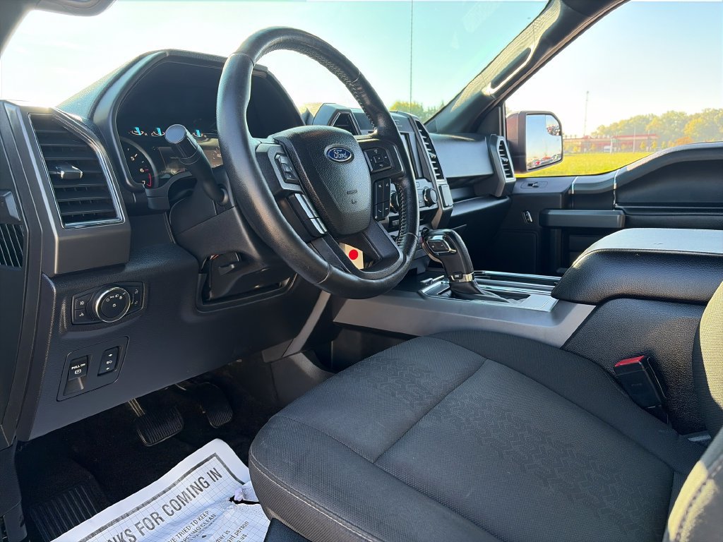 Used 2018 Ford F150 XLT w/ Equipment Group 302A Luxury AWD/4WD image 17