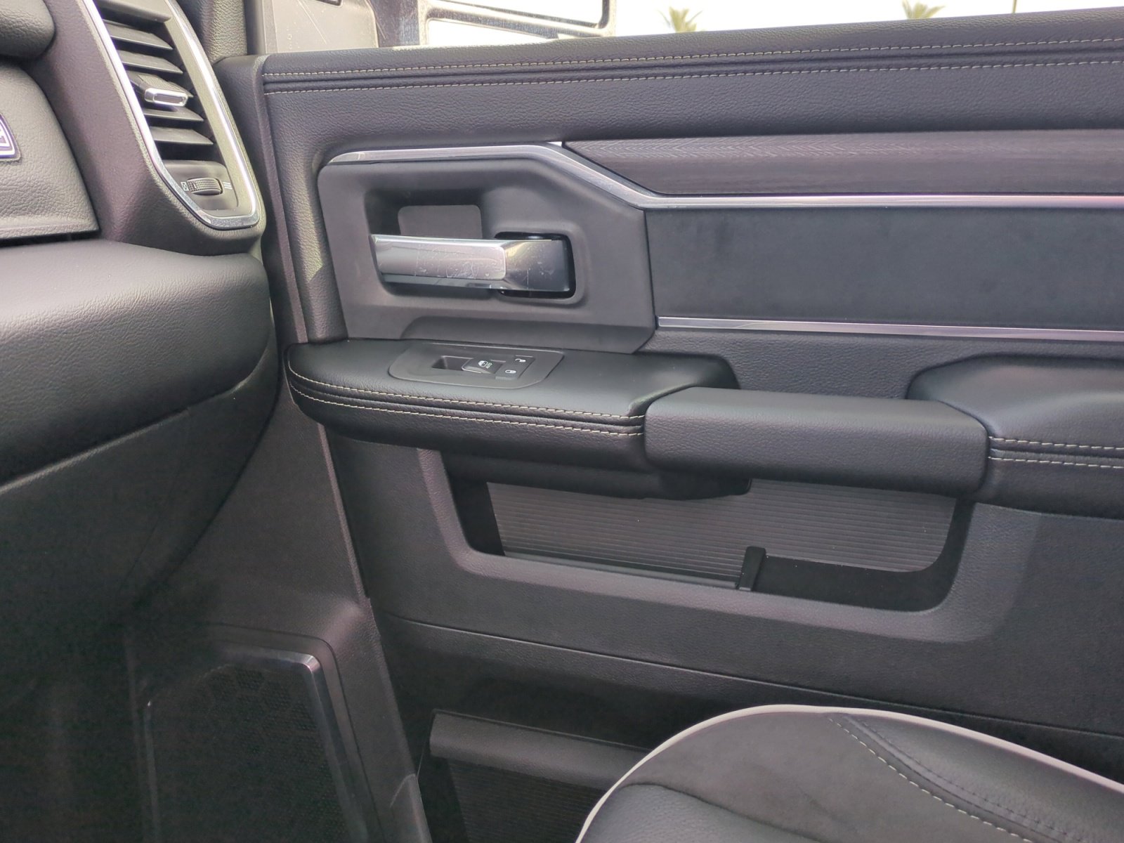 New 2026 RAM 2500 Laramie w/ Sport Appearance Package image 16