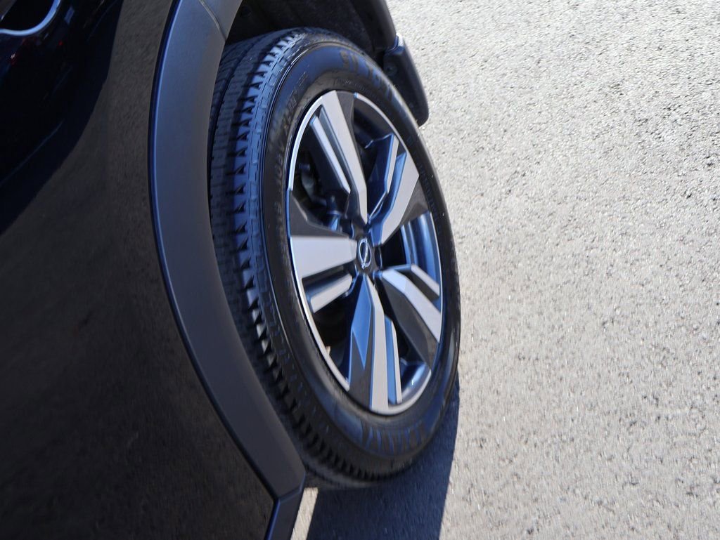 Used 2023 Nissan Rogue SL w/ SL Premium Package image 39