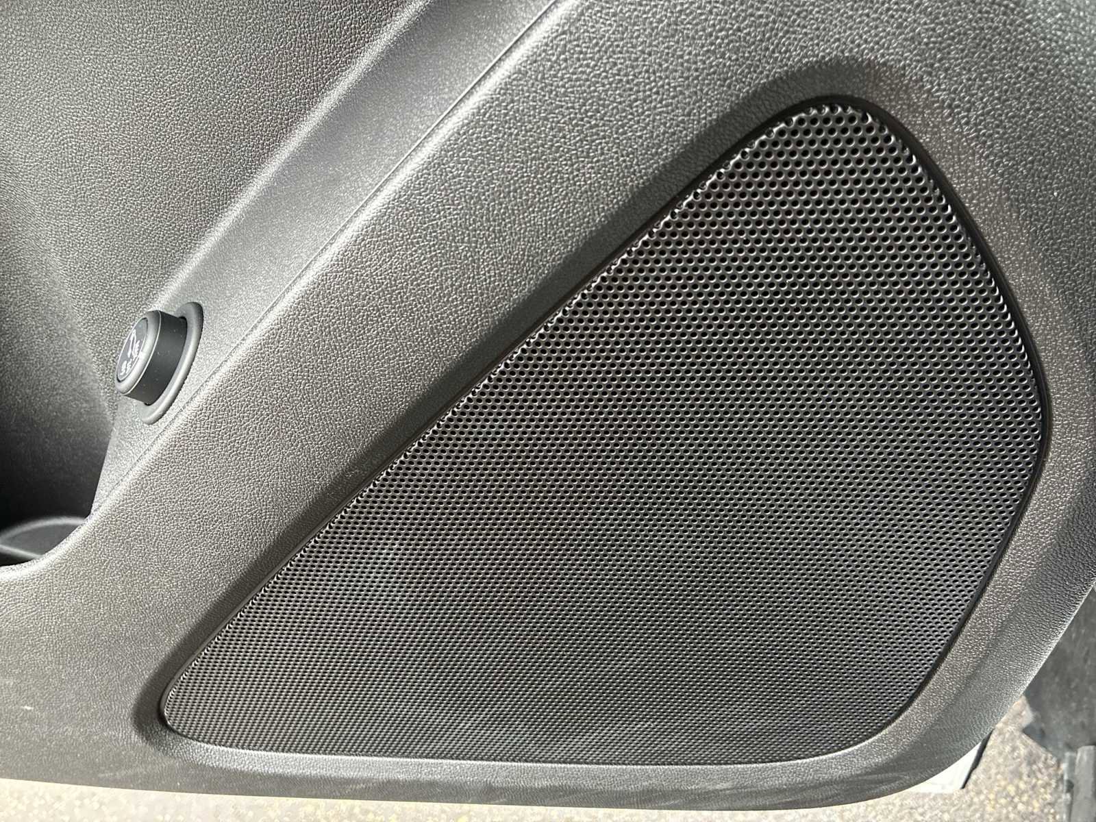 Used 2024 Chevrolet Equinox LT image 23