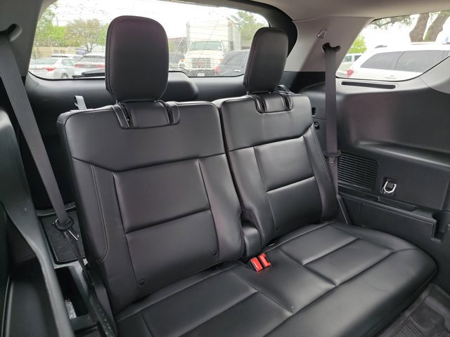 Used 2024 Ford Explorer XLT w/ Equipment Group 202A image 17