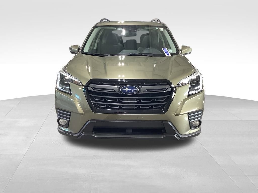 Certified 2023 Subaru Forester Limited image 6