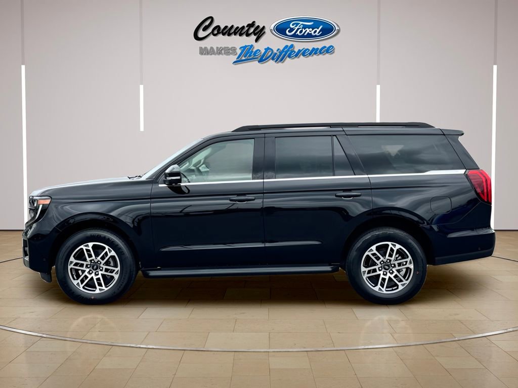 New 2025 Ford Expedition Active RWD image 3