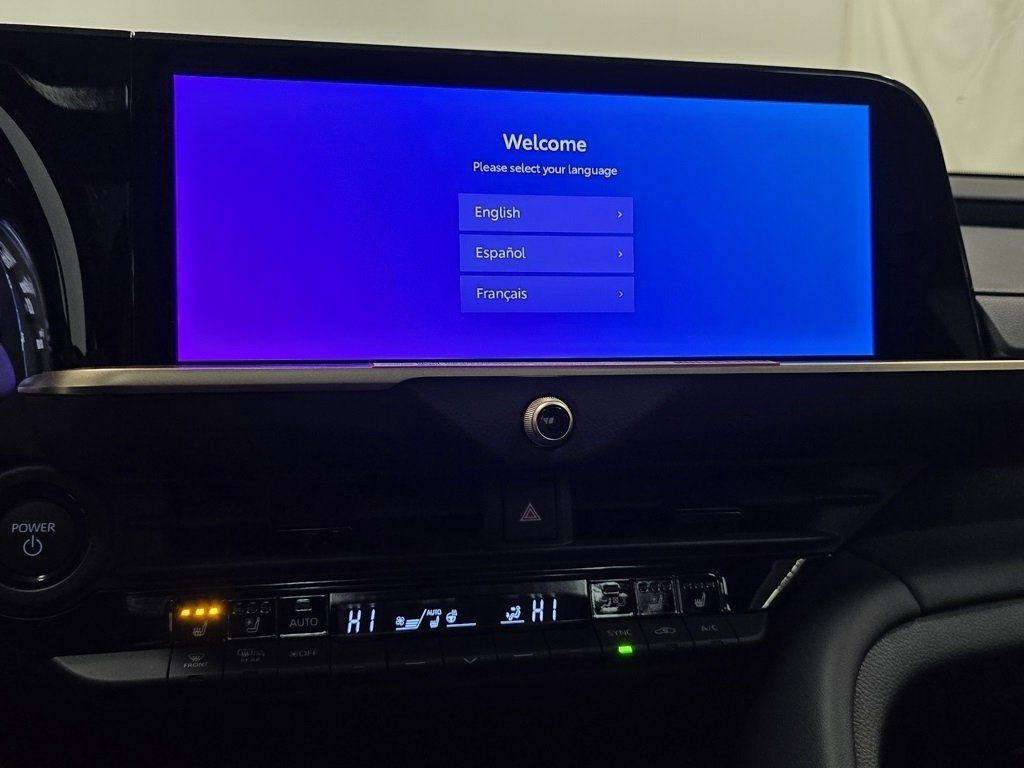 New 2026 Toyota Crown Platinum image 31