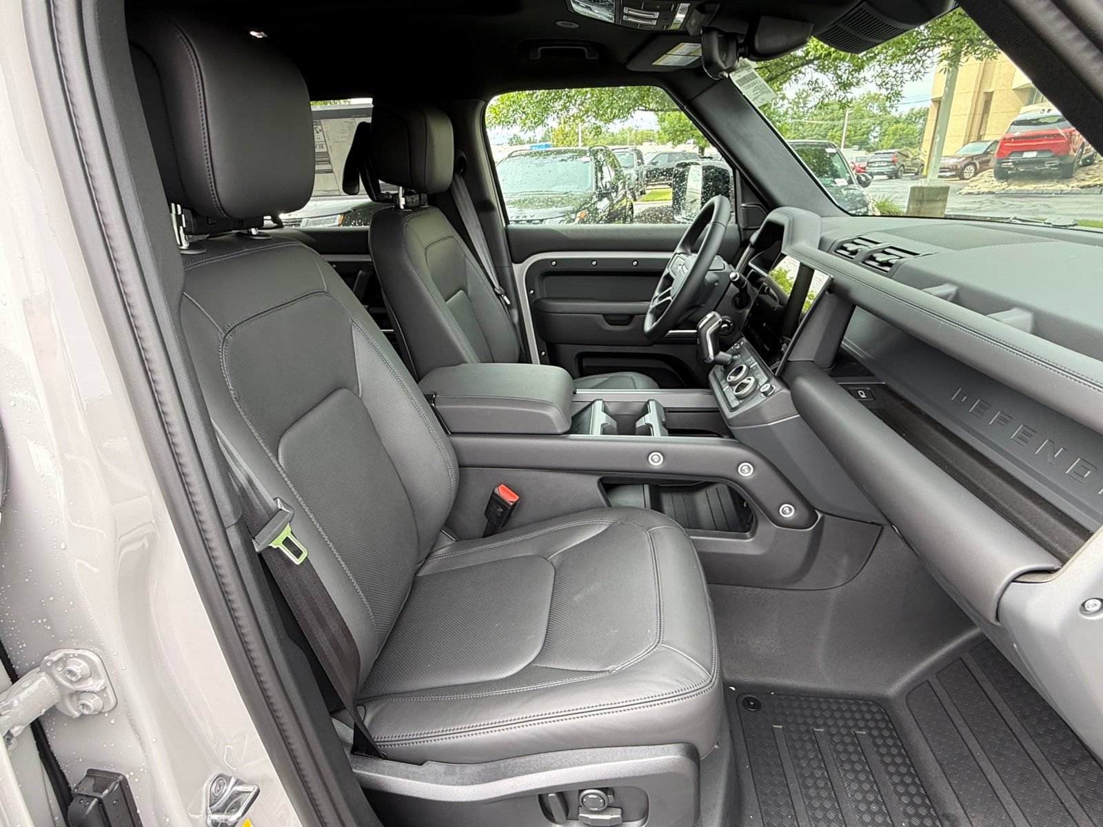 New 2026 Land Rover Defender 110 S AWD/4WD image 20