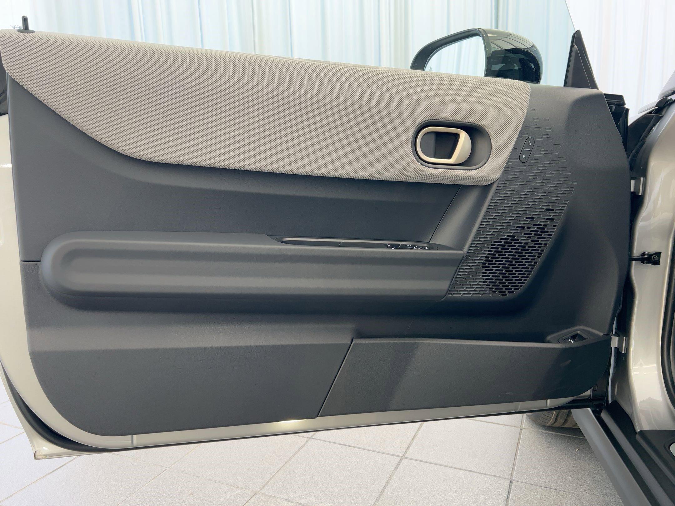 New 2026 MINI Cooper 2-Door Hardtop FWD image 21