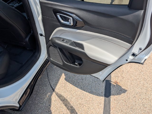 Used 2023 Jeep Compass Limited AWD/4WD image 6