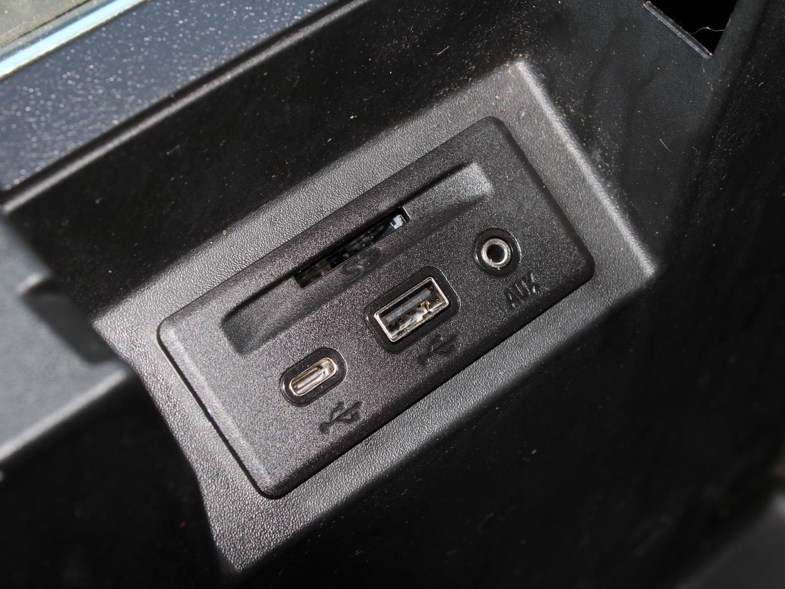 Used 2019 GMC Sierra 1500 SLT w/ SLT Premium Package image 13