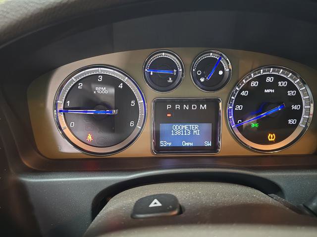 Used 2014 Cadillac Escalade ESV Platinum AWD/4WD image 20