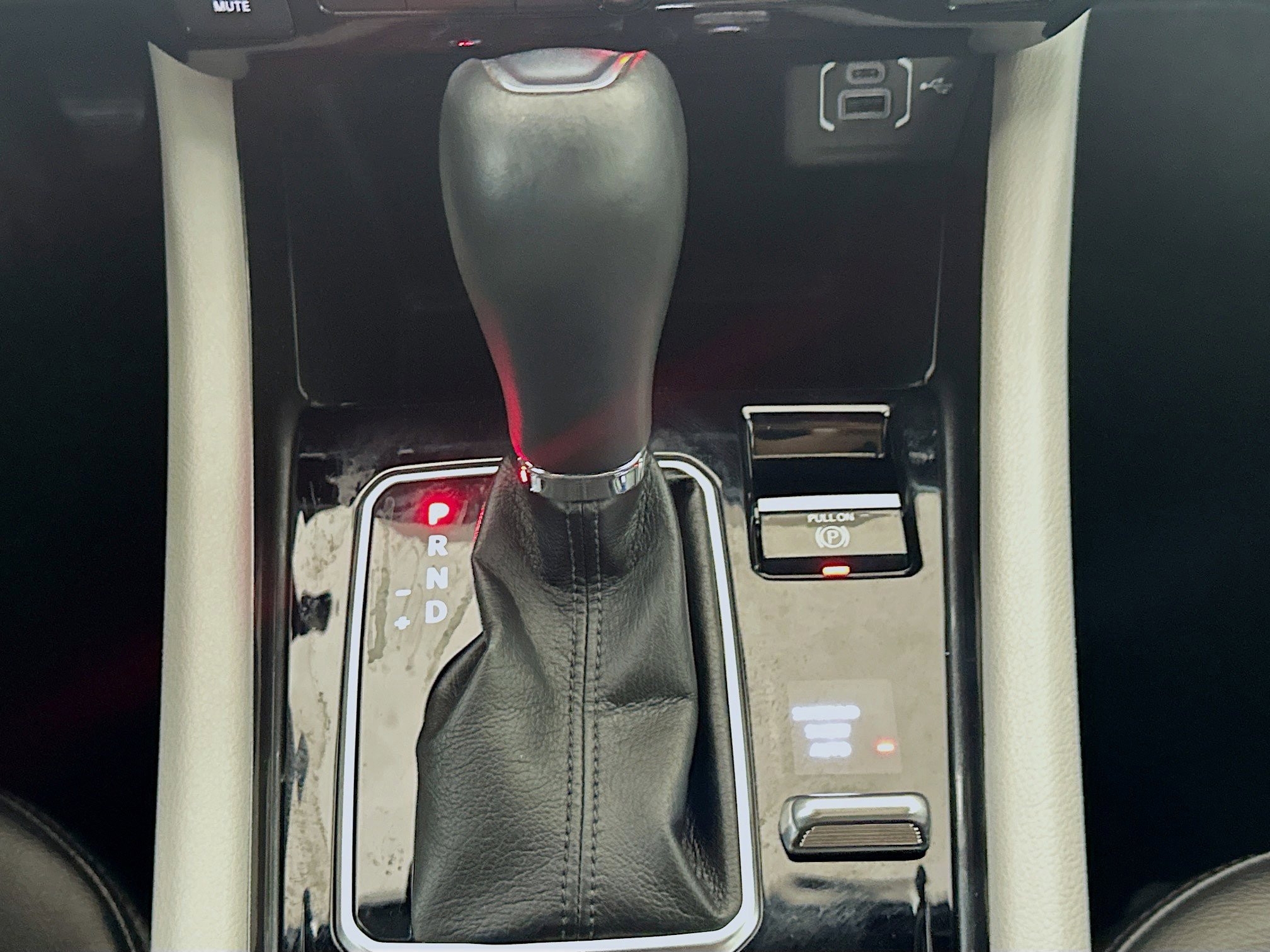 Used 2023 Jeep Compass Latitude image 25