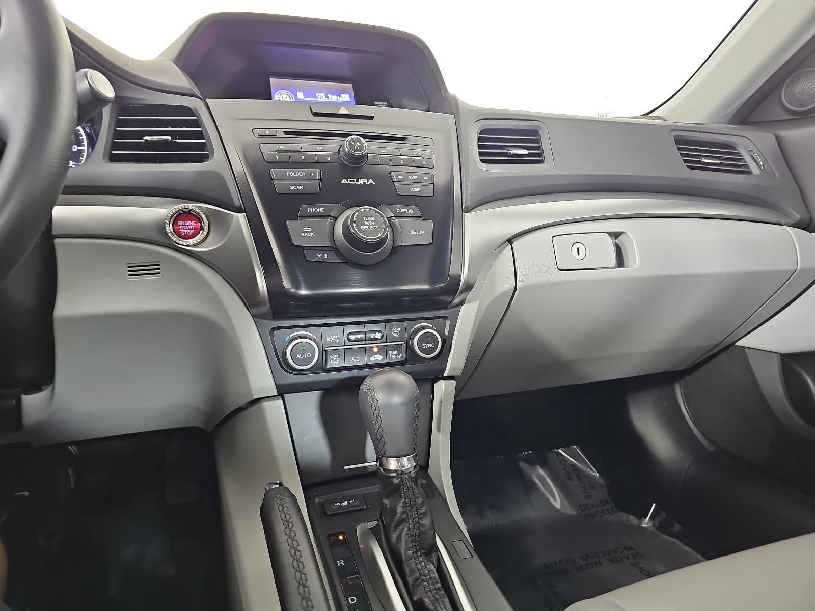Used 2017 Acura ILX w/ AcuraWatch Plus Package FWD image 19