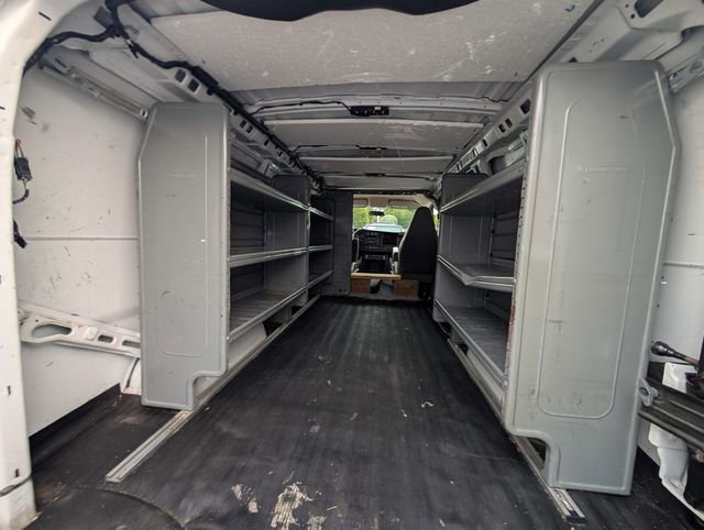 Used 2021 Chevrolet Express 2500 w/ Communications Package RWD image 9