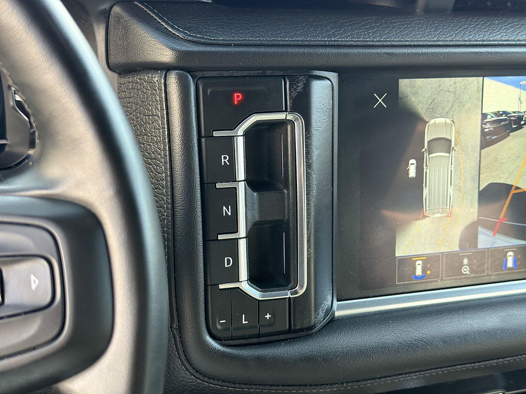 Used 2024 GMC Yukon Denali RWD image 15