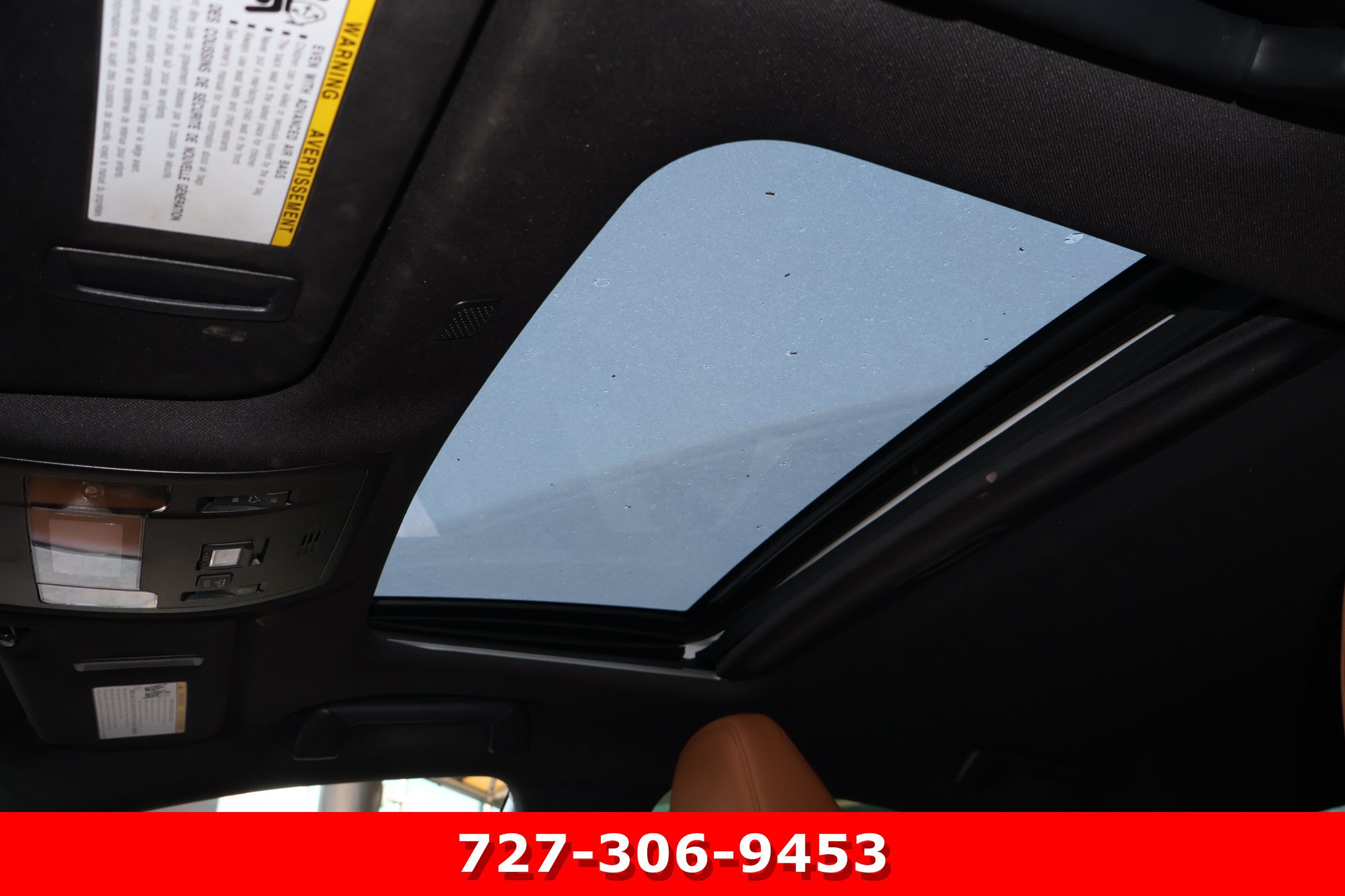 Used 2023 Lexus IS 300 w/ Comfort Package RWD image 5