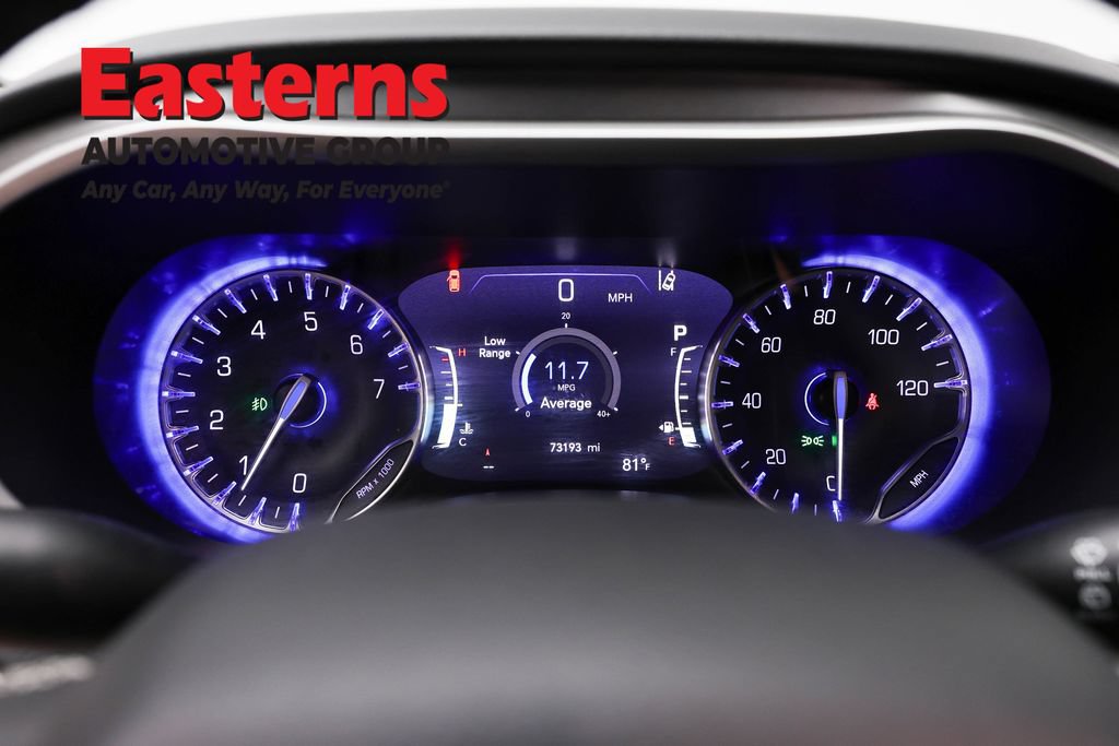 Used 2023 Chrysler Pacifica Touring-L FWD image 18