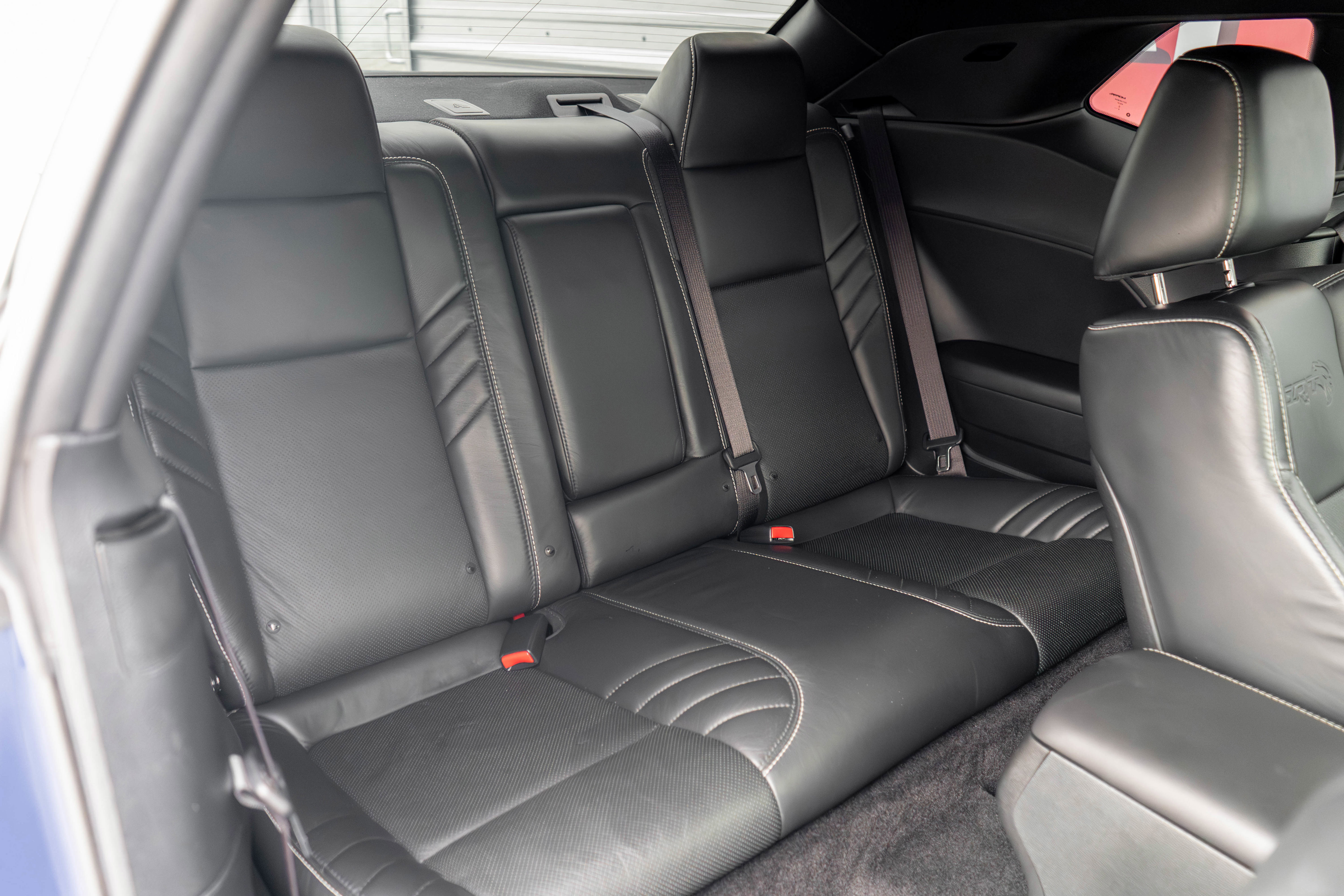 Used 2019 Dodge Challenger SRT Hellcat w/ Laguna Leather Package RWD image 34