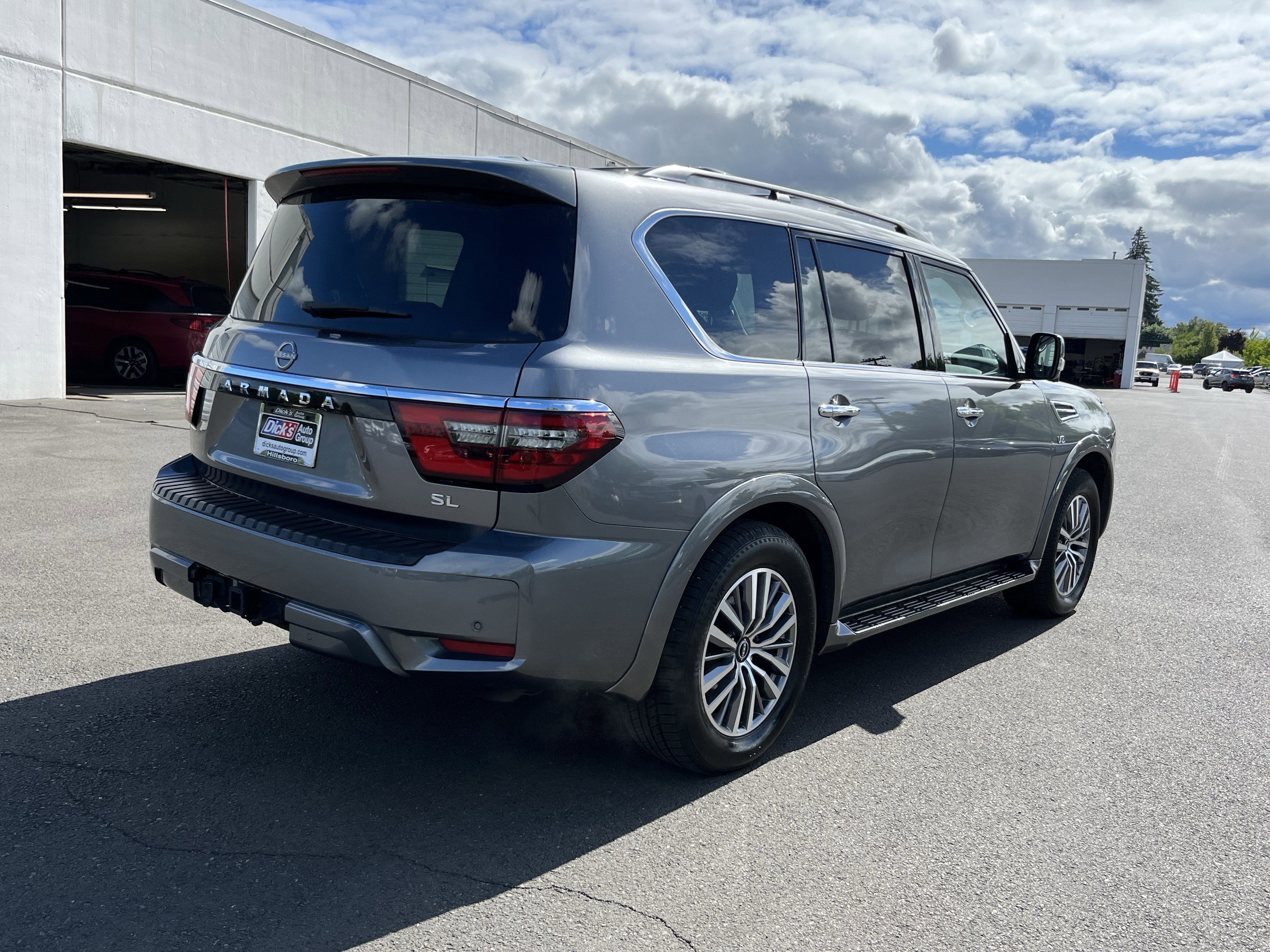 Used 2022 Nissan Armada SL AWD/4WD image 5