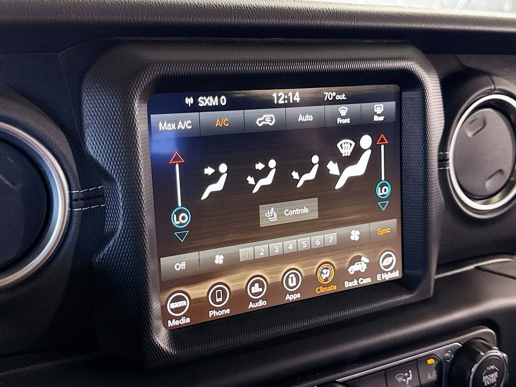 Used 2023 Jeep Wrangler Unlimited Sahara w/ Cold Weather Group AWD/4WD image 25