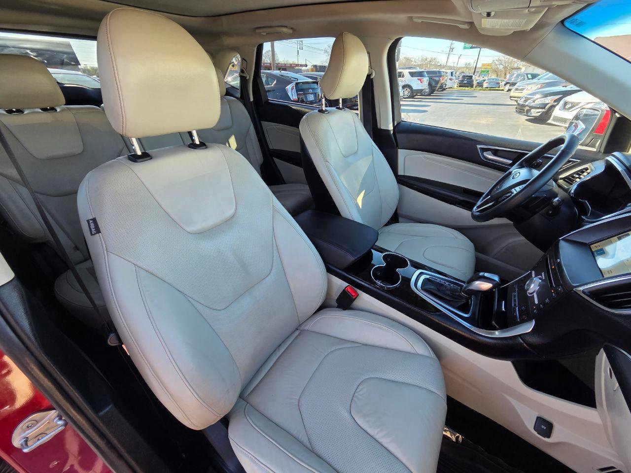 Used 2018 Ford Edge Titanium w/ Equipment Group 301A image 20