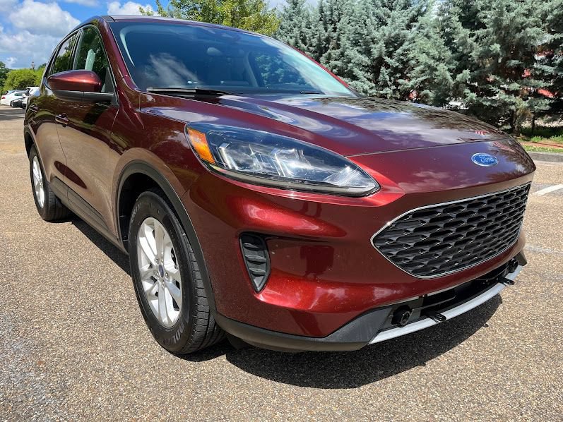 Used 2021 Ford Escape SE w/ Convenience Package FWD image 32