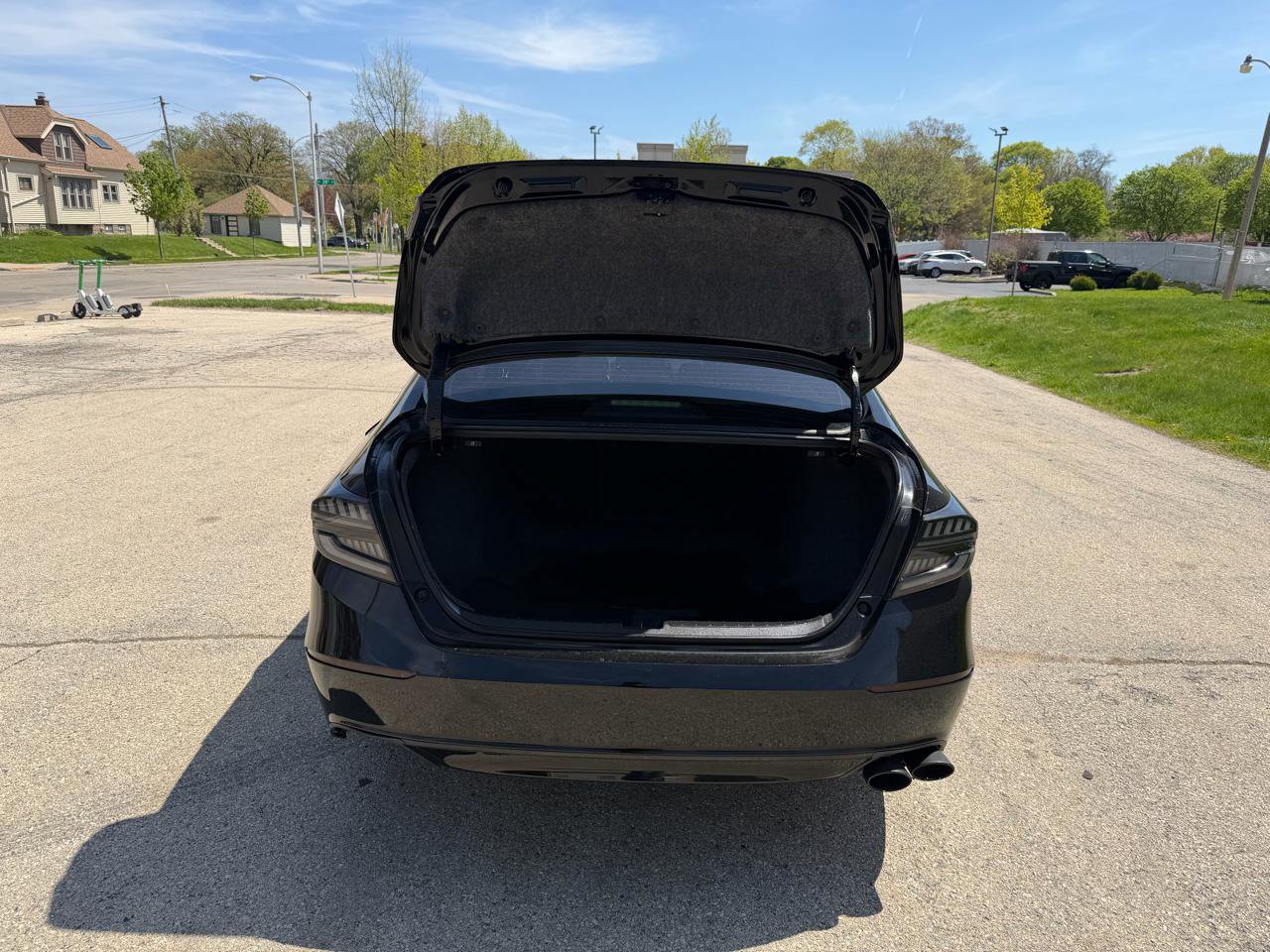 Used 2020 Honda Accord Sport image 8