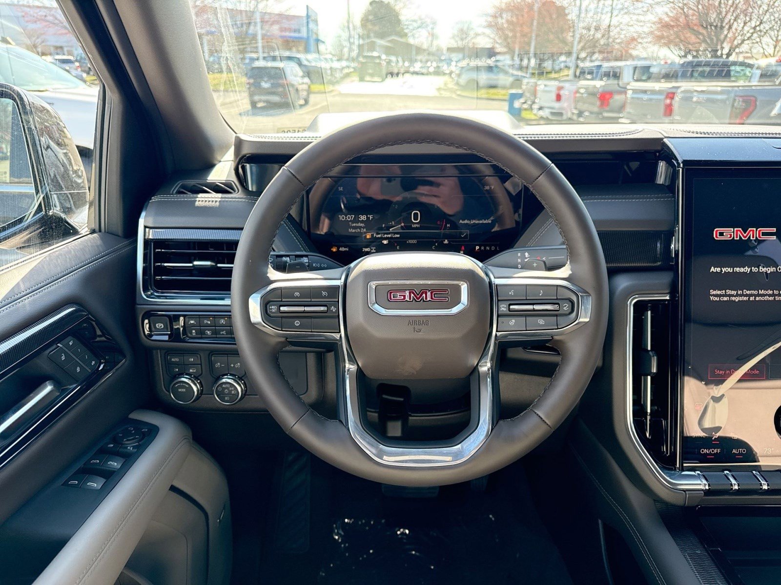 New 2026 GMC Yukon XL Elevation image 16