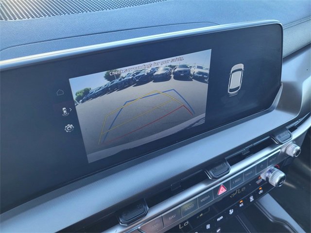 Used 2024 Kia Telluride LX image 12