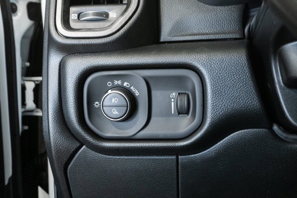 New 2027 RAM 3500 Tradesman AWD/4WD image 15
