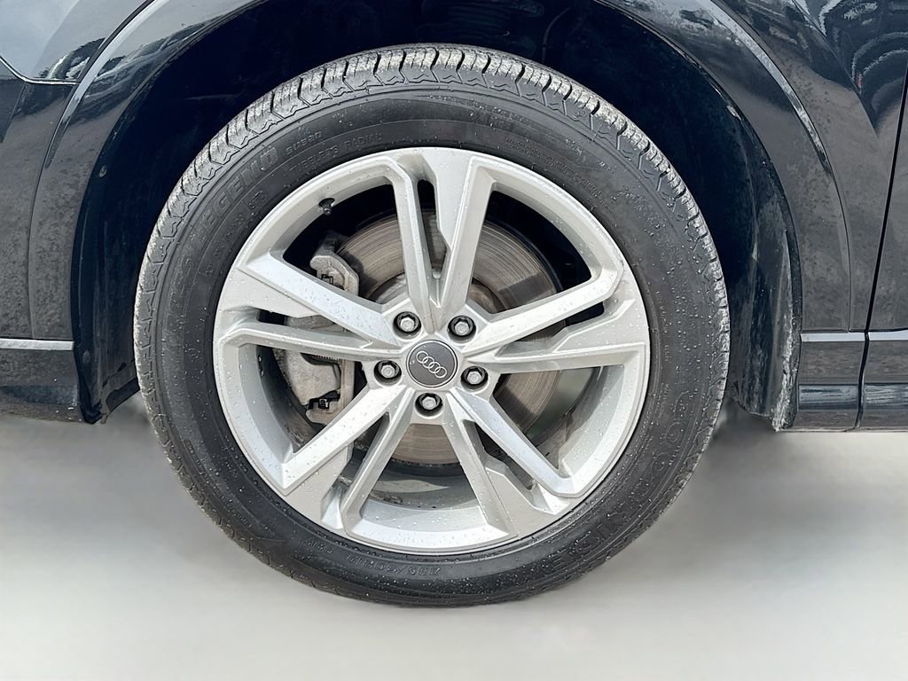 Used 2020 Audi Q3 2.0T Premium w/ Convenience Package image 33