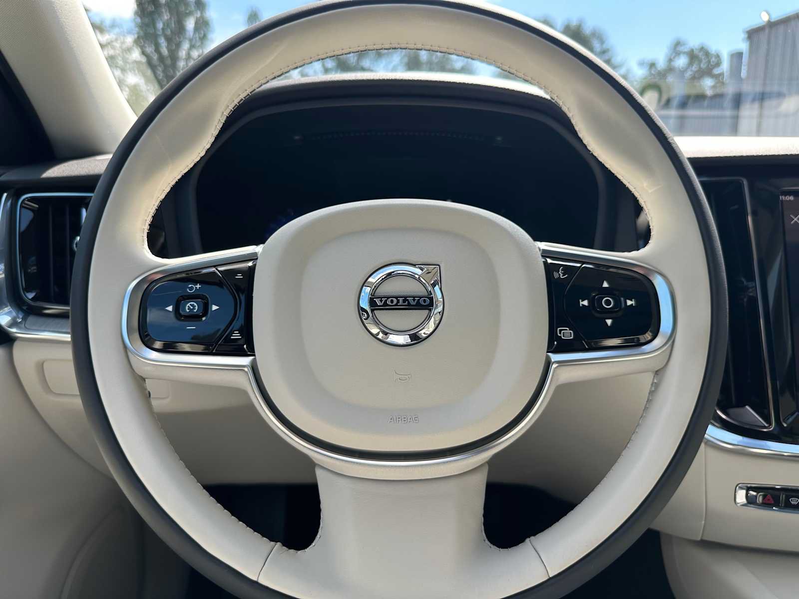 New 2026 Volvo V60 B5 Cross Country Plus w/ Protection Package Premier AWD/4WD image 24