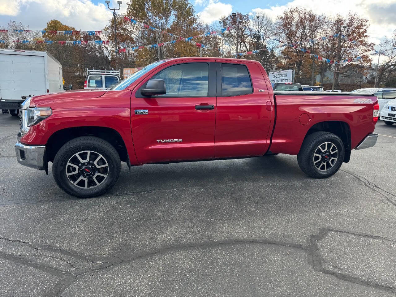 Used 2021 Toyota Tundra SR5 image 5
