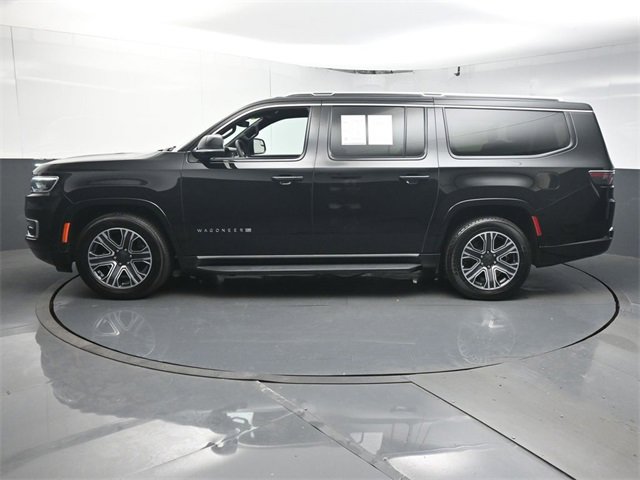 Used 2023 Jeep Wagoneer L Series II image 5