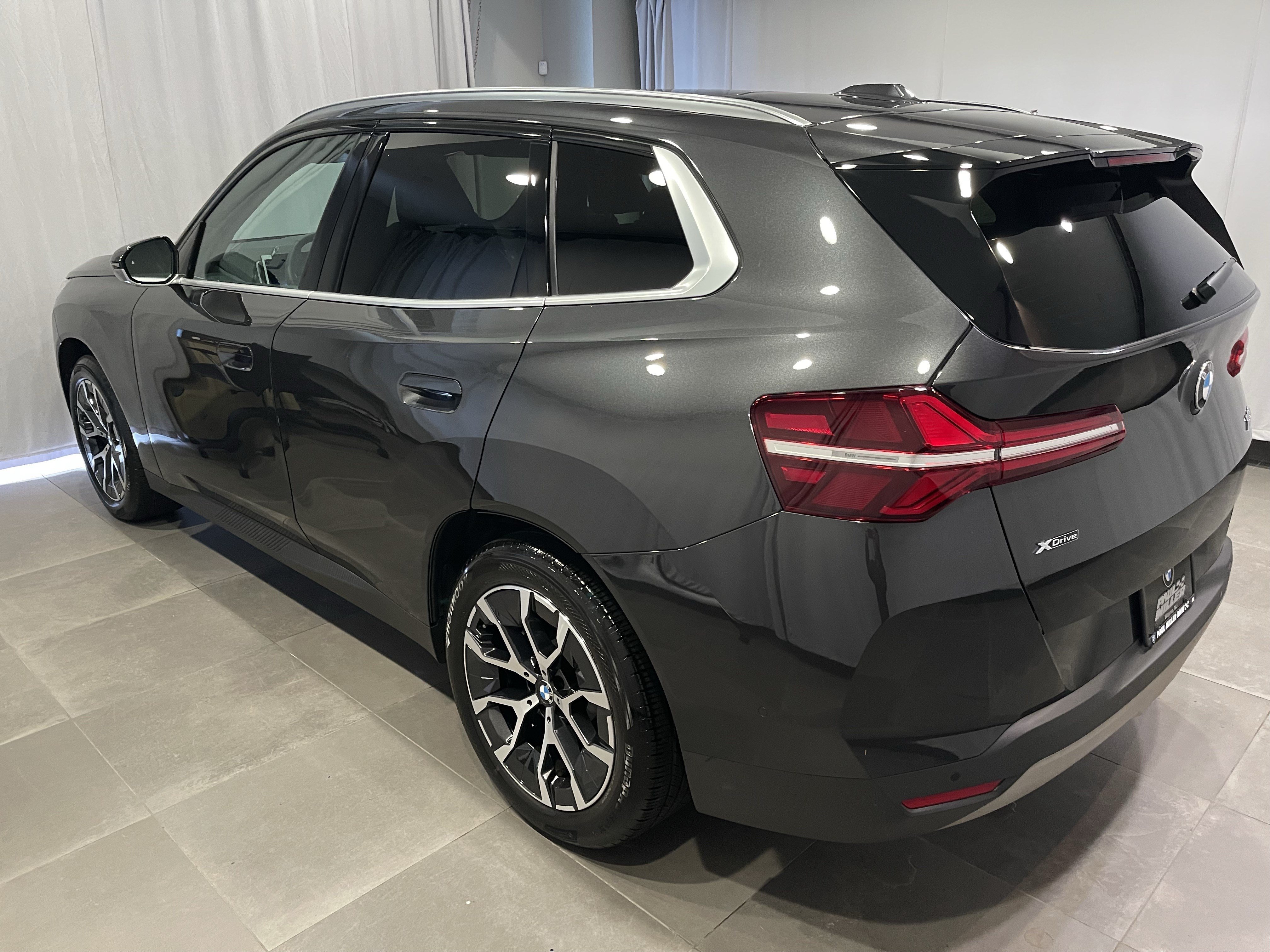 Used 2026 BMW X3 xDrive30i w/ Convenience Package AWD/4WD image 4