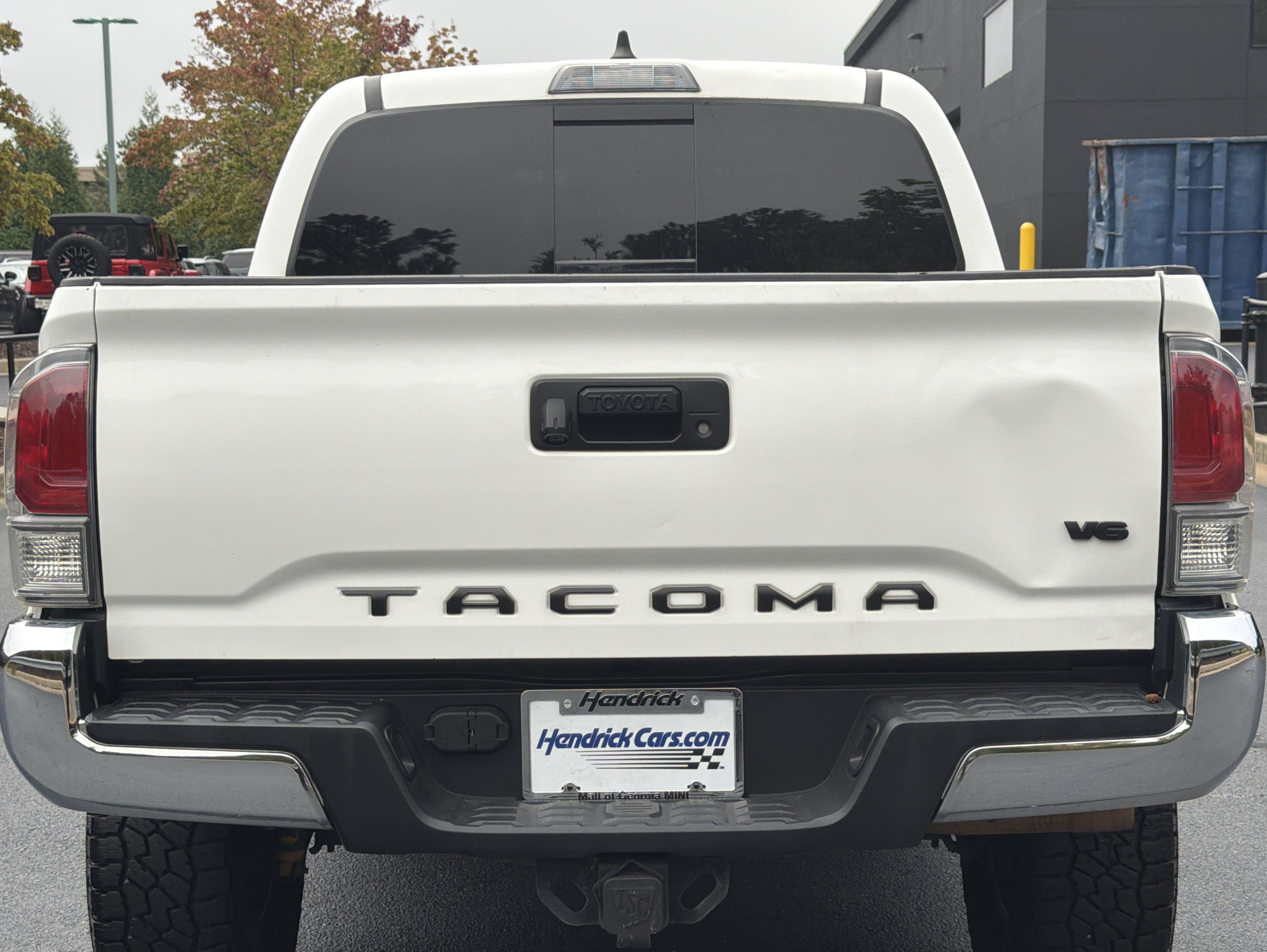 Used 2020 Toyota Tacoma TRD Off-Road AWD/4WD image 21