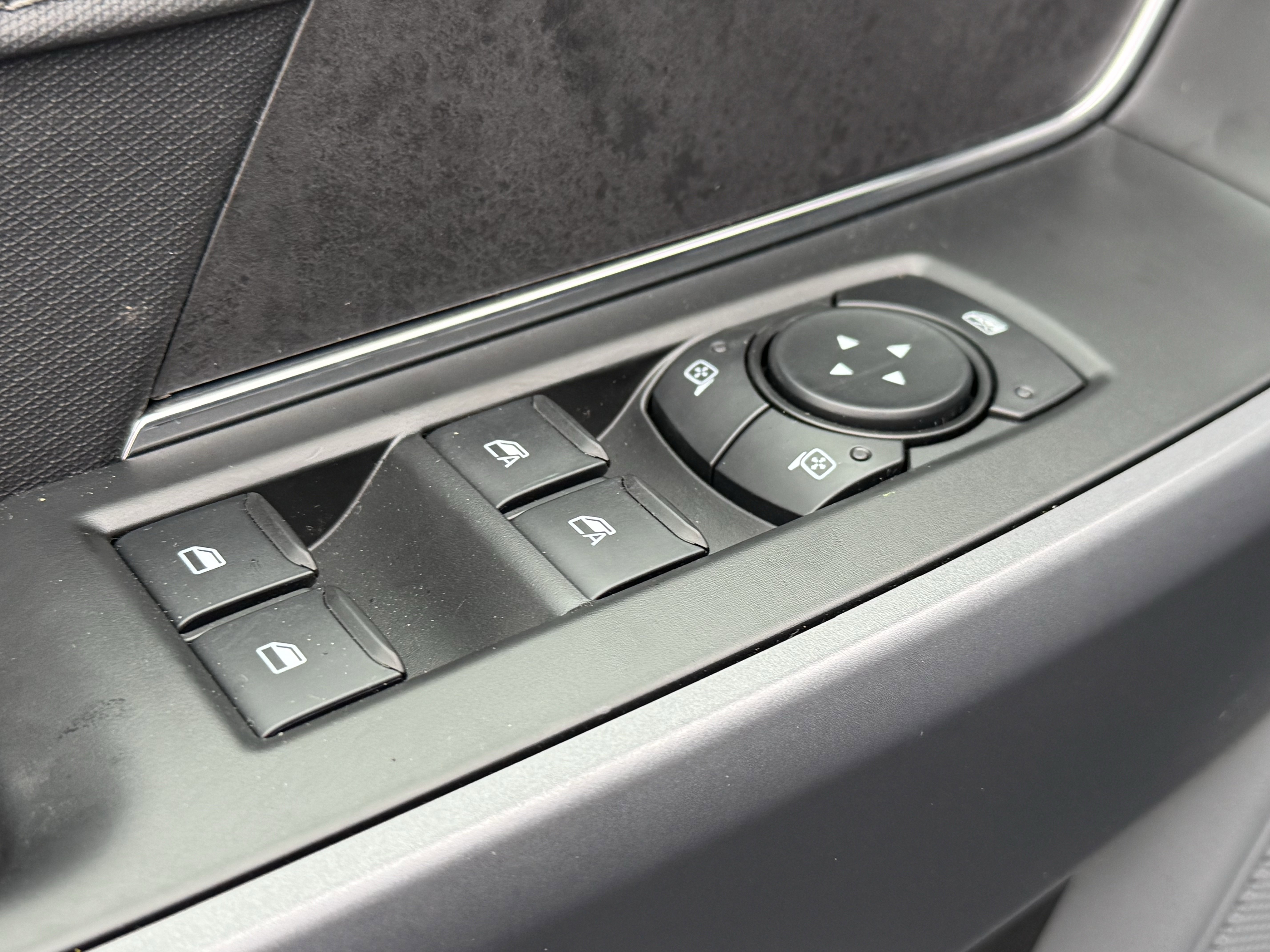 New 2026 Ford F150 XLT w/ Equipment Group 302A MID image 10