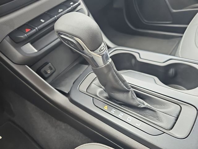 Used 2022 Chevrolet Colorado W/T w/ Custom Special Edition image 16