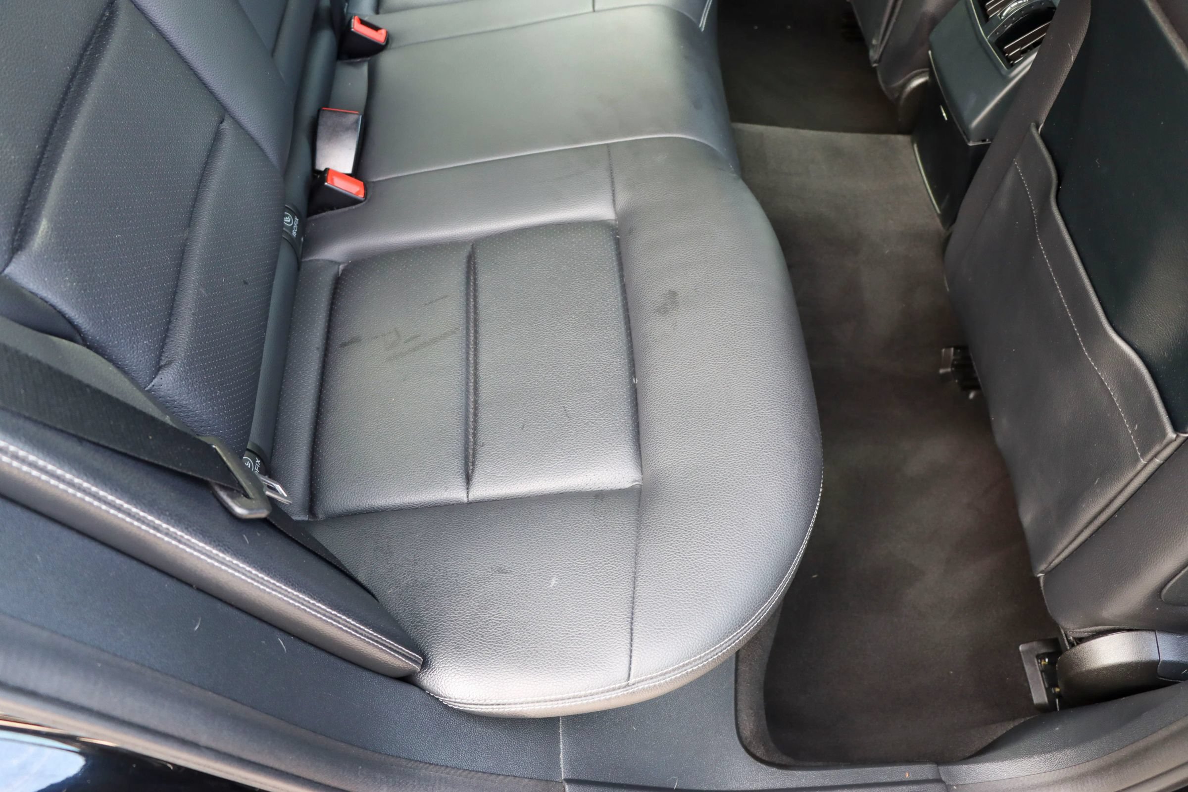 Used 2015 Mercedes-Benz E 350 4MATIC Sedan w/ Premium 1 Package image 20