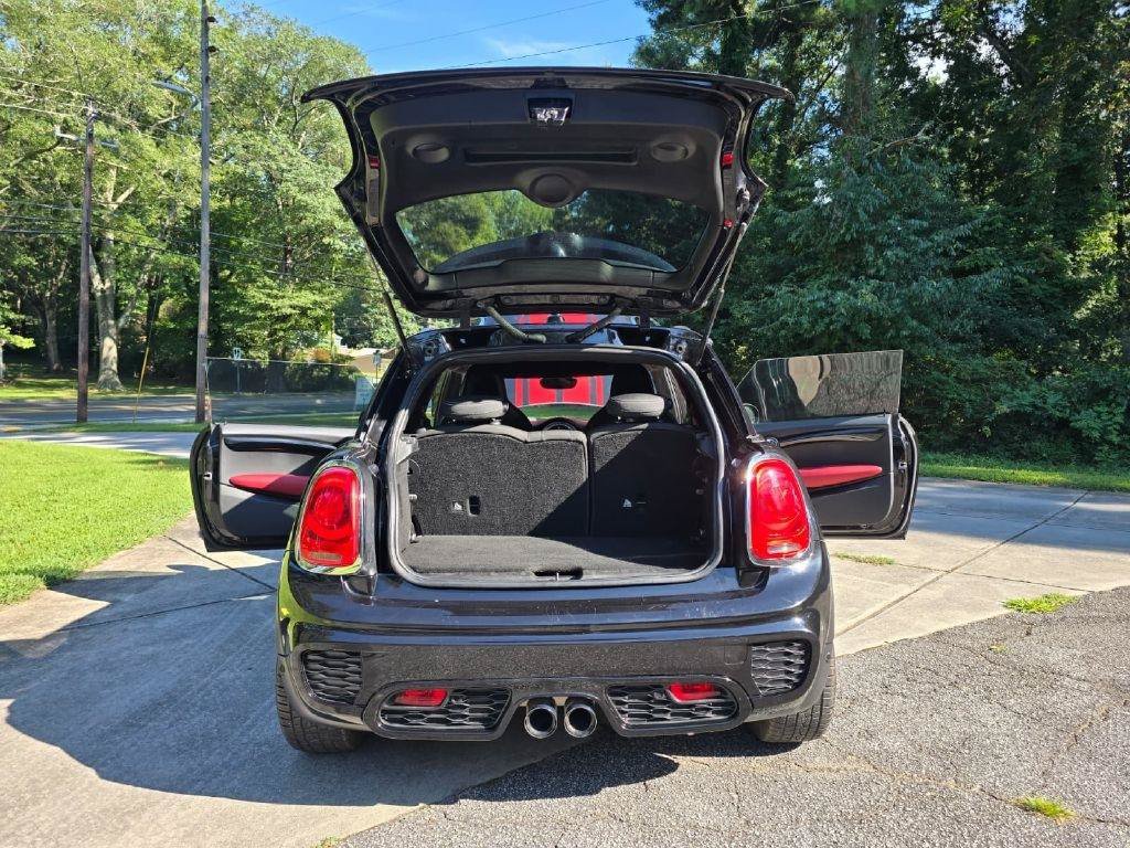 Used 2018 MINI Cooper John Cooper Works FWD image 38