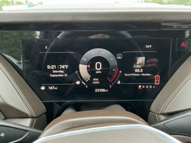 Used 2025 GMC Yukon Elevation RWD image 9
