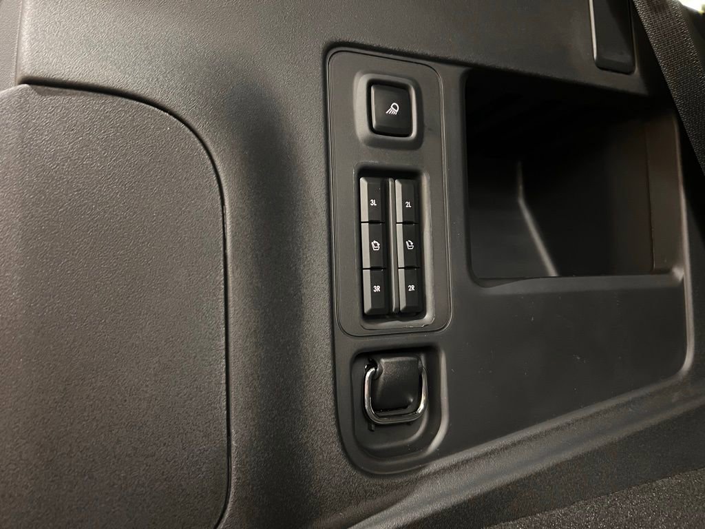 Used 2025 Lincoln Navigator Reserve w/ Jet Appearance Package image 45