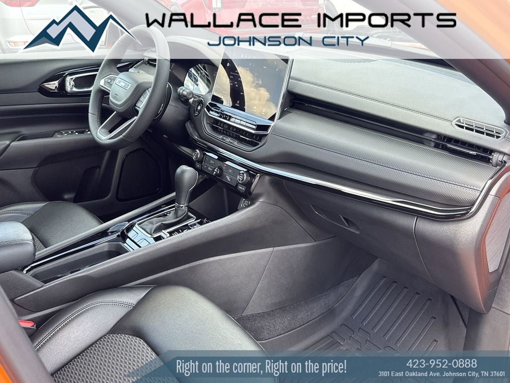 Used 2026 Jeep Compass Latitude AWD/4WD image 35
